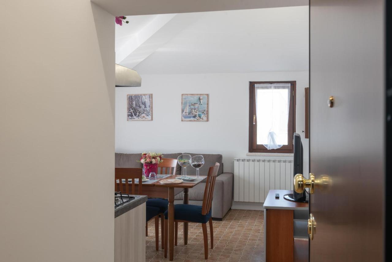 Dolce Alba Bed & Breakfast Montecastrilli Exterior photo